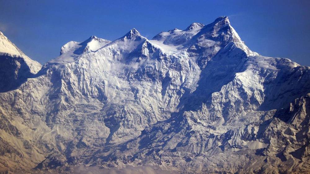 Dünyanın en yüksek dağları Himalayalar uçaktan böyle göründü