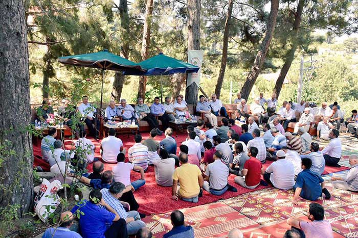 Nur talebeleri ‘Muhabbet Pilavı'nda buluştu 1