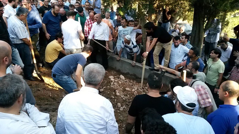 Selim Gündüzalp dualarla ebedi aleme uğurlandı 15