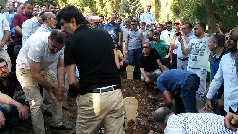 Selim Gündüzalp dualarla ebedi aleme uğurlandı 20