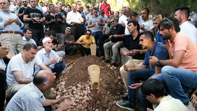 Selim Gündüzalp dualarla ebedi aleme uğurlandı 23