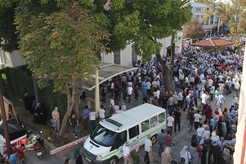 Selim Gündüzalp dualarla ebedi aleme uğurlandı 5