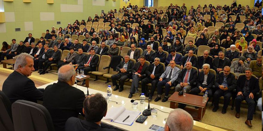 Üniversitede Risale-i Nur'a göre birlikte yaşama kültürü konuşuldu