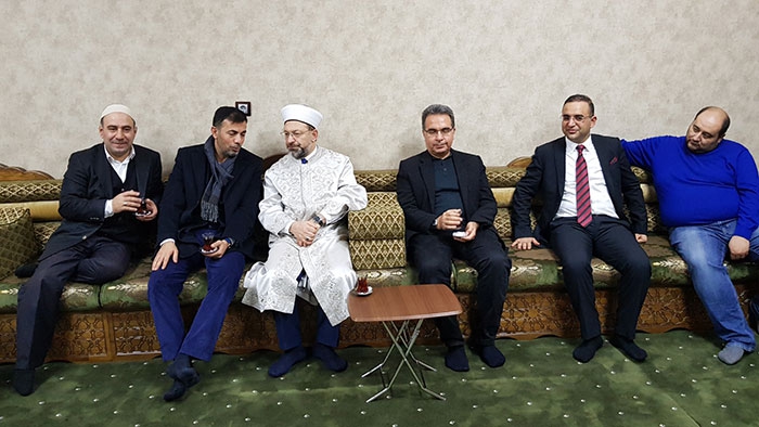 Fakıbaba ve Diyanet İşleri Başkanı Erbaş'a Risale-i Nur hediye edildi 5