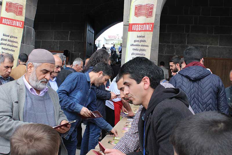 Said Nursi deyince Diyarbakır biraraya geldi 6