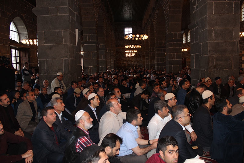 Said Nursi deyince Diyarbakır biraraya geldi 7