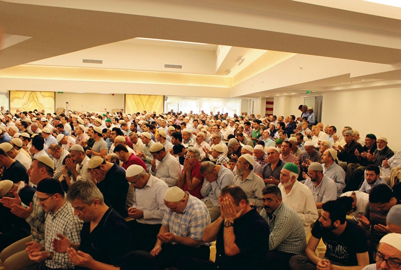 İzmir Risale-i Nur medresesi dualarla açıldı 15