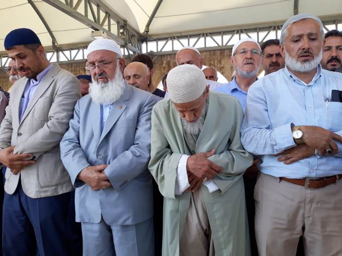 Dursun Kutlu ağabey dualarla ebedi aleme uğurlandı 1