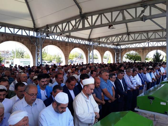 Dursun Kutlu ağabey dualarla ebedi aleme uğurlandı 2