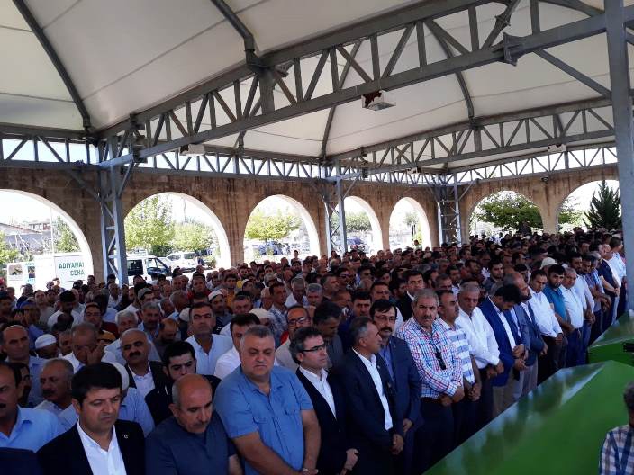 Dursun Kutlu ağabey dualarla ebedi aleme uğurlandı 5