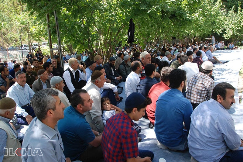 Said Nursi'nin köyü Nurs'tan kardeşlik mesajları 3