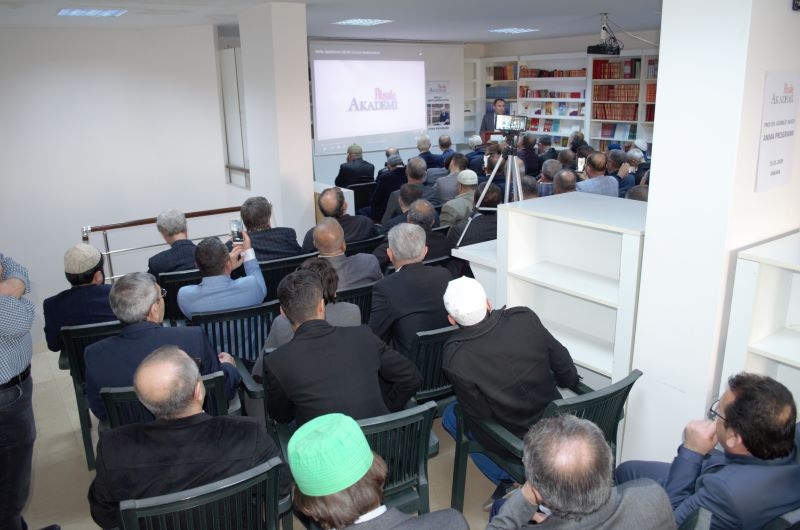 Molla Abdülkerim Çevik, Risale Akademi'de dualarla yad edildi 13