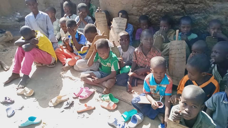 Afrika'da Bediüzzaman'ın talebeleri adına su kuyuları açıldı 14