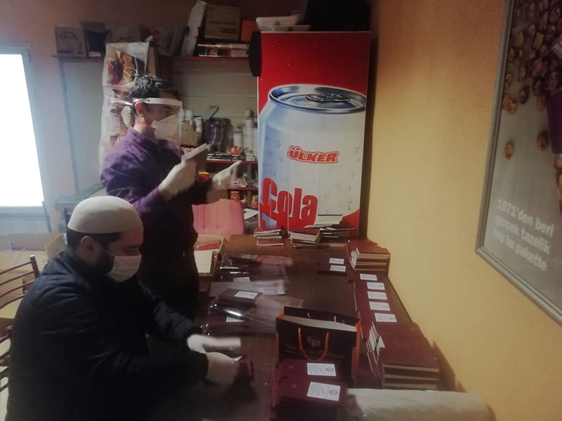 Rize'de binlerce Hastalar ve Ramazan Risalesi dağıtıldı 1