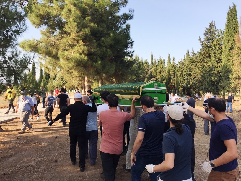 Eyüp Otman dualarla ebedi aleme uğurlandı 7