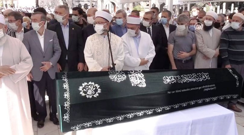 Mehmet Fırıncı ağabey dualarla ebedi aleme uğurlandı 16