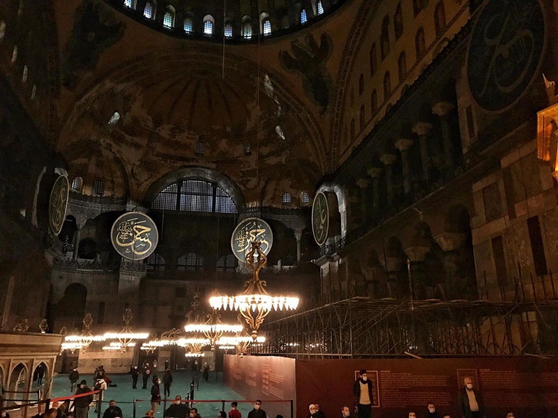 İskeleler söküldü, Ayasofya-i Kebir Cami-i Şerifi ihtişamına kavuştu 3