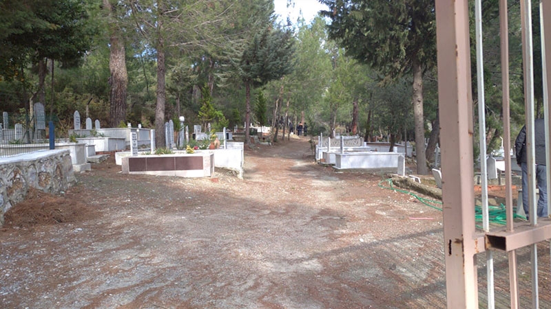 Doktor Mehmet Akay ağabey dualarla ebedi aleme uğurlandı 7