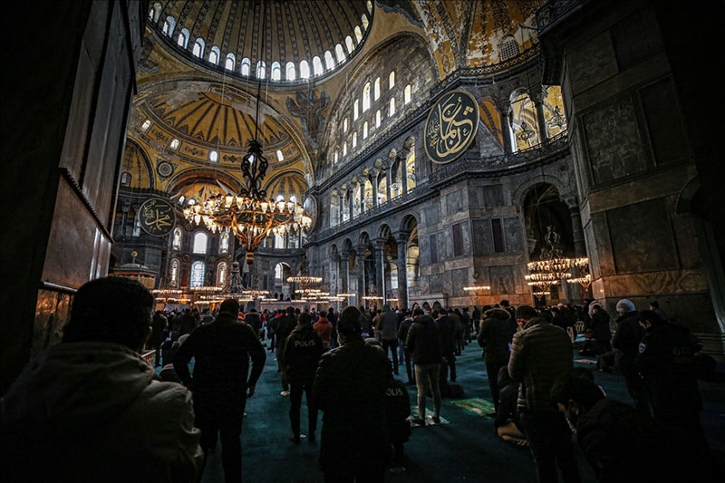 Ayasofya-i Kebir Camii Şerifi'nde cuma namazı 5