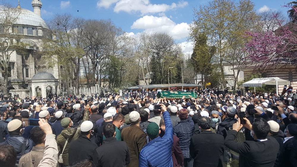 Hüsnü Bayramoğlu ağabey dualarla ebedi aleme uğurlandı 7