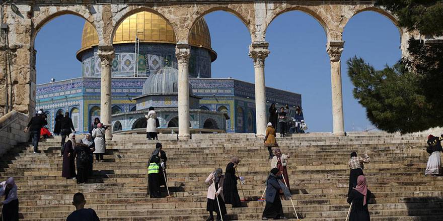 Kudüs'te ramazan heyecanı: Gönüllüler her yeri temizledi