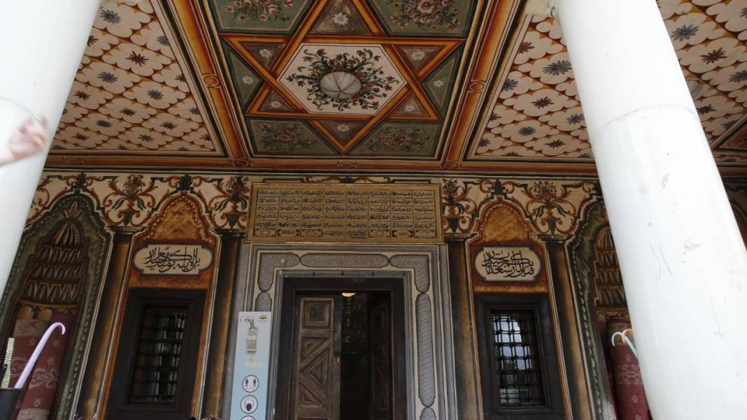 Kuzey Makedonya'da işlemeleriyle ünlü Alaca Cami 3