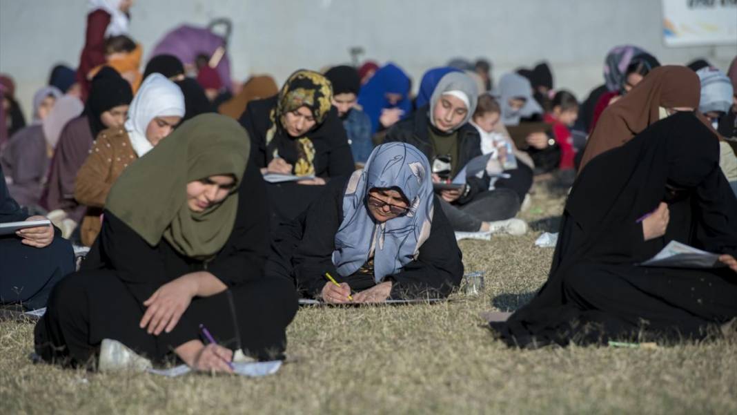 Erbil'de Hadis yarışmasına binlerce kişi katıldı 11