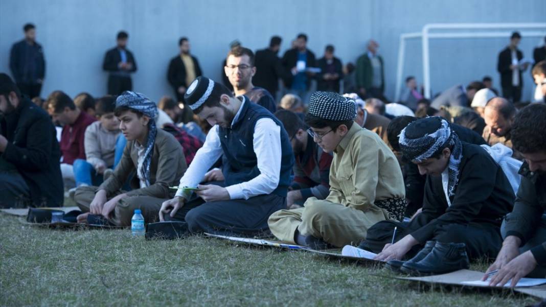 Erbil'de Hadis yarışmasına binlerce kişi katıldı 14