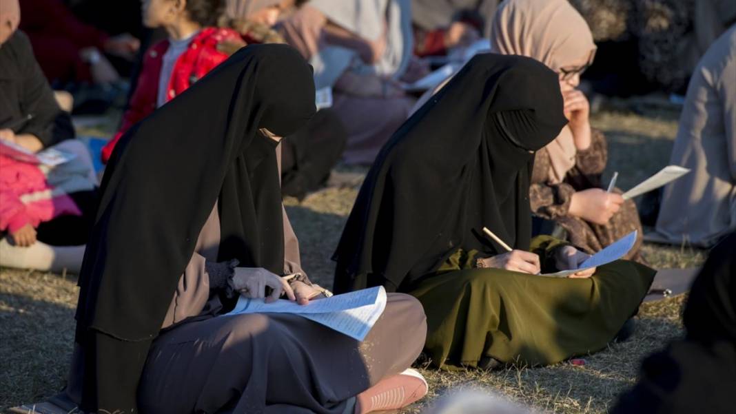 Erbil'de Hadis yarışmasına binlerce kişi katıldı 5