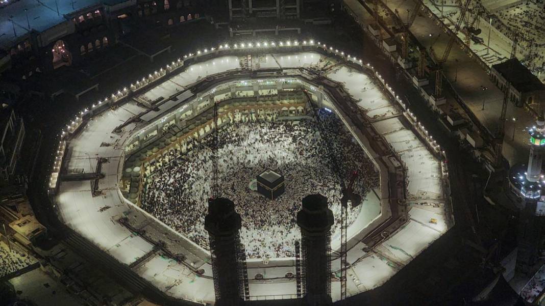 Kıblemiz Mescid-i Haram 13
