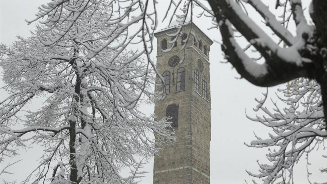 Saraybosna beyaz rahmete büründü 5
