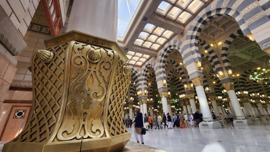 'Peygamber şehri' Medine'de Mescid-i Nebevi 10