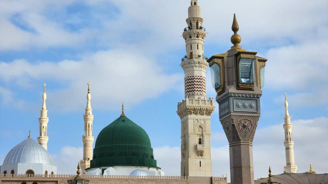 'Peygamber şehri' Medine'de Mescid-i Nebevi 3