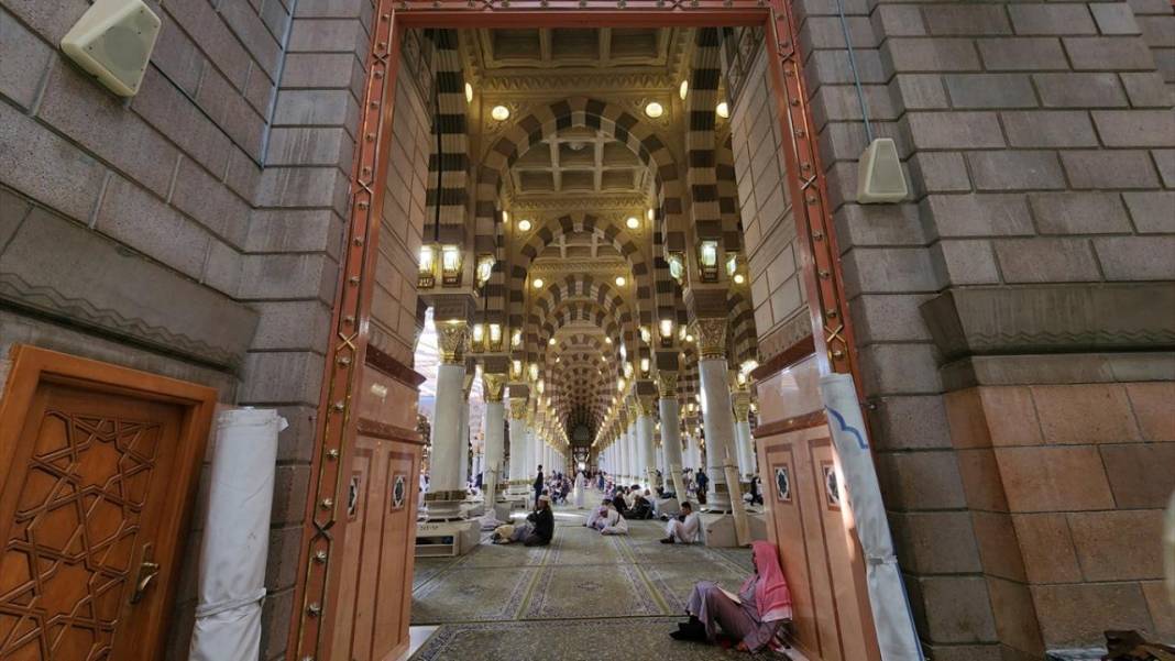 'Peygamber şehri' Medine'de Mescid-i Nebevi 9