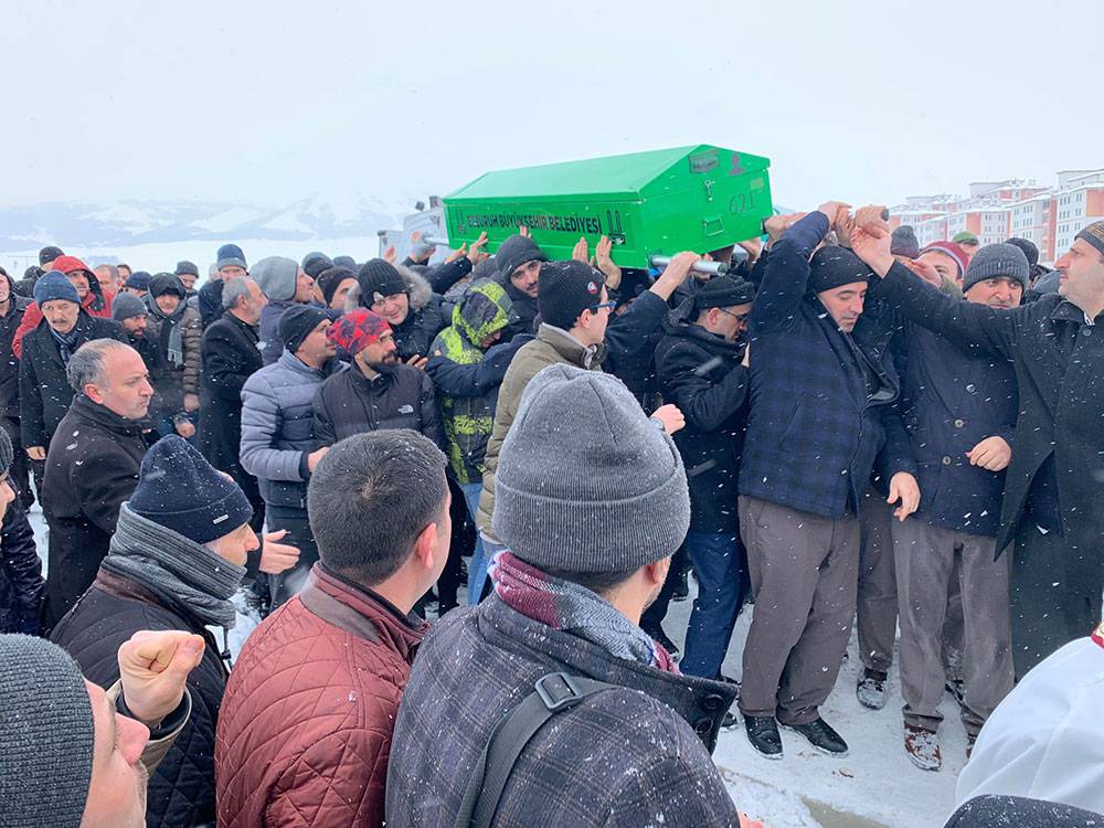 Prof. Dr. Alaaddin Başar ağabey dualarla ebedi aleme uğurlandı 2