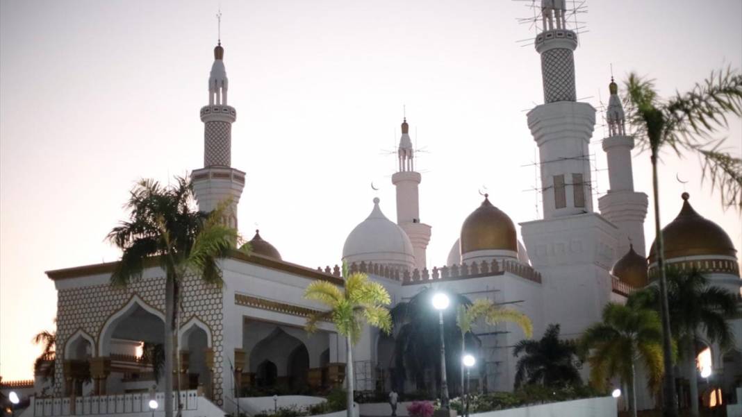 Filipinler Sultan Hacı Hasan El Bulkiye Camisi 1