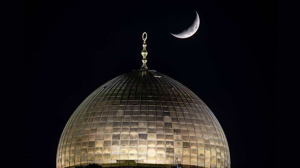 Kubbet'üs-Sahra Camii ile hilal buluştu 3