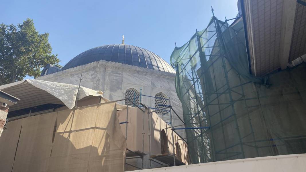 Ayasofya Camii’nde birkaç nesil sürecek restorasyon başladı 6