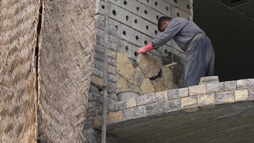 Ekmeklerini gerçekten 'taştan' çıkaran işçiler 13