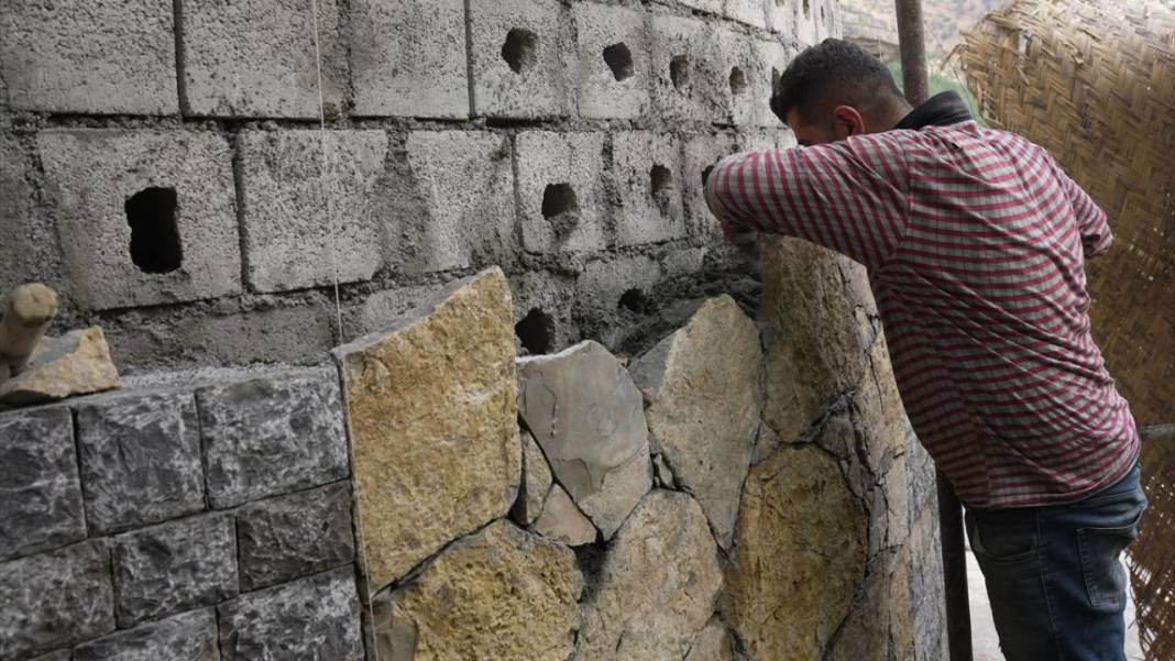 Ekmeklerini gerçekten 'taştan' çıkaran işçiler 6