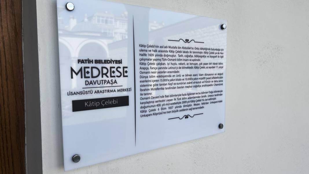 Bir dönem ahır olarak kullanılan Medrese Davutpaşa'nın kapıları öğrencilere açıldı 7