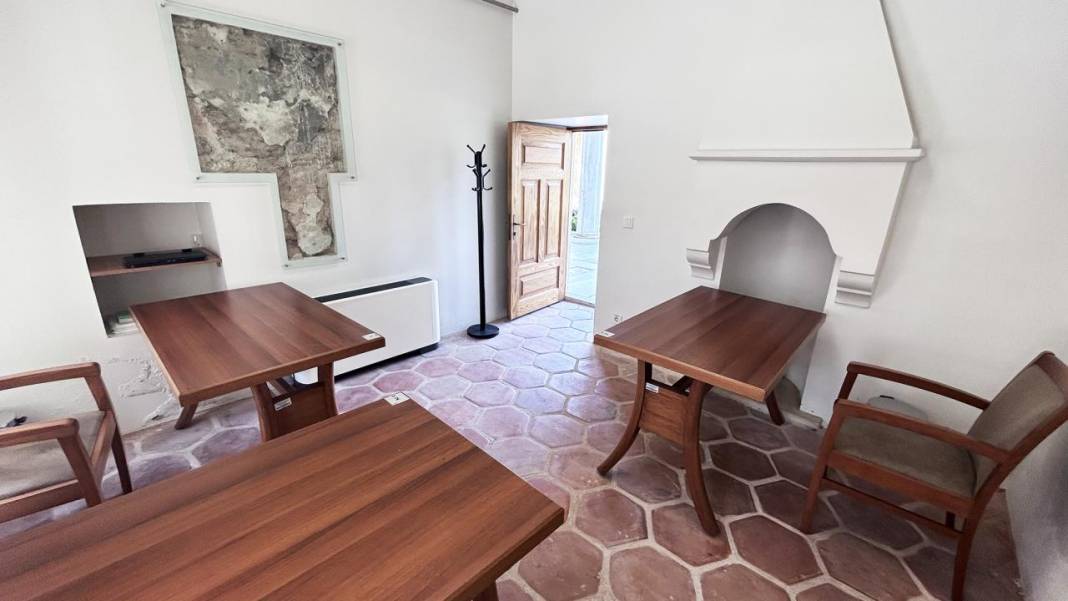 Bir dönem ahır olarak kullanılan Medrese Davutpaşa'nın kapıları öğrencilere açıldı 8