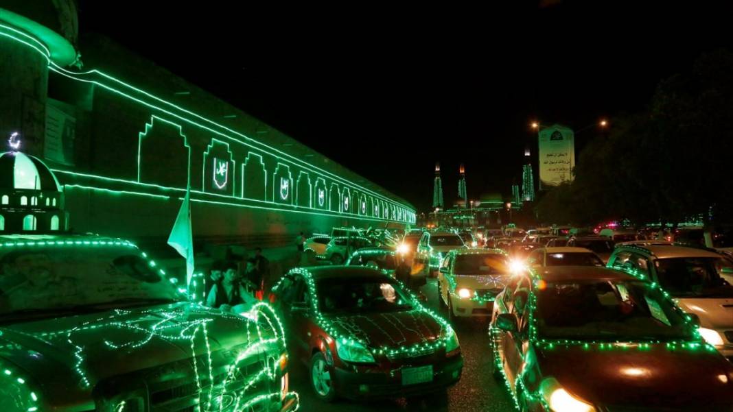 Yemen, Mevlid Kandili'ni böyle kutladı 10