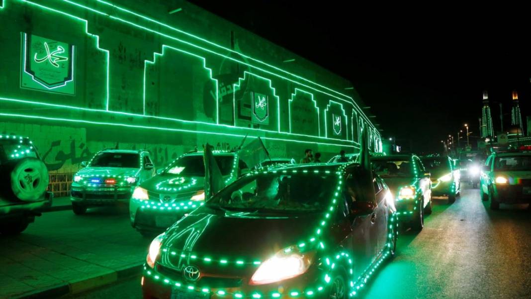 Yemen, Mevlid Kandili'ni böyle kutladı 13