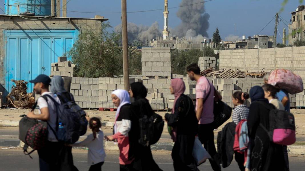 israil zalim, İslam dünyası da etkisiz olunca Gazzeliler zorunlu göçmen oldu 13