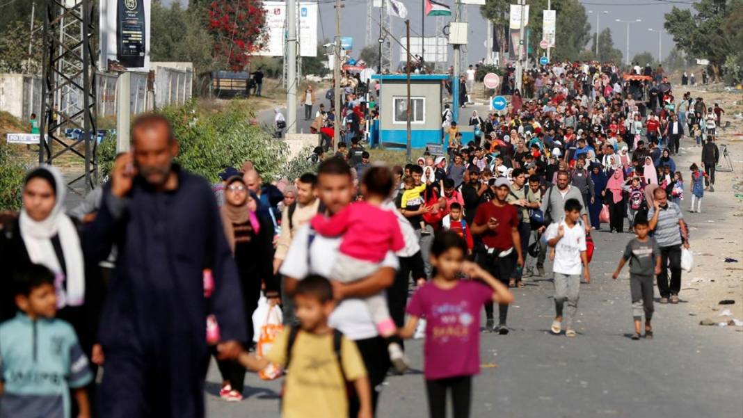 israil zalim, İslam dünyası da etkisiz olunca Gazzeliler zorunlu göçmen oldu 19