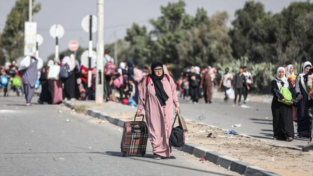 israil zalim, İslam dünyası da etkisiz olunca Gazzeliler zorunlu göçmen oldu 6