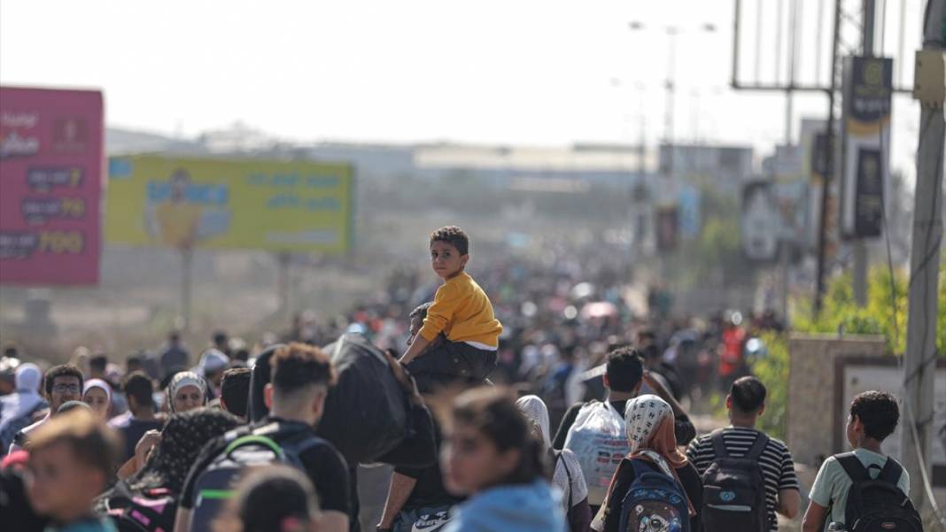 israil zalim, İslam dünyası da etkisiz olunca Gazzeliler zorunlu göçmen oldu 7