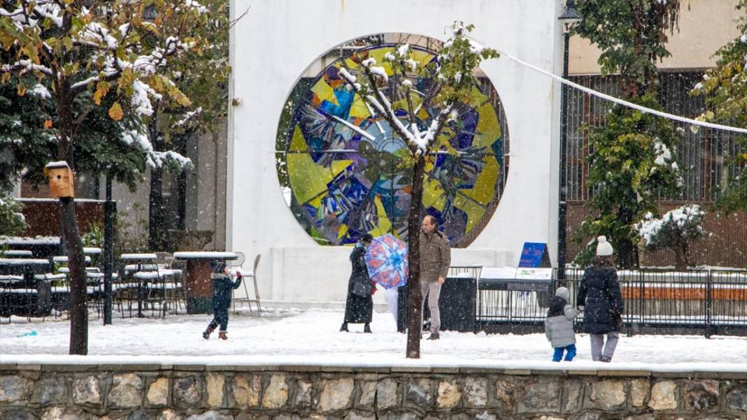 Prizren’de kar yağışı ile gelen beyaz rahmet sevinci 7