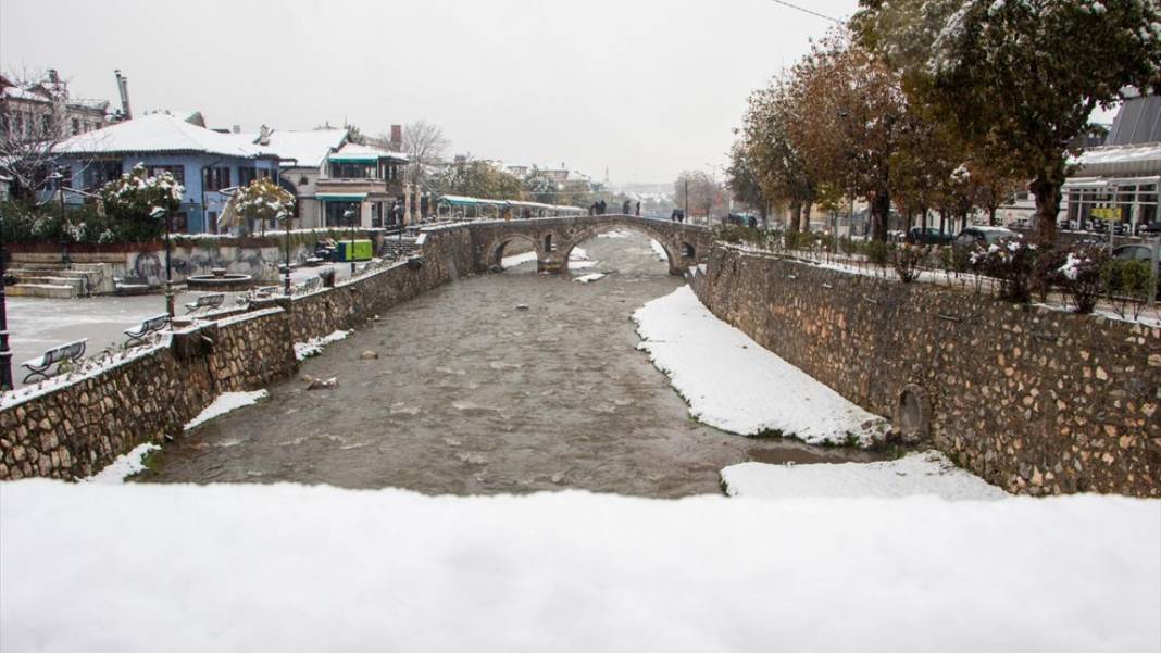 Prizren’de kar yağışı ile gelen beyaz rahmet sevinci 8